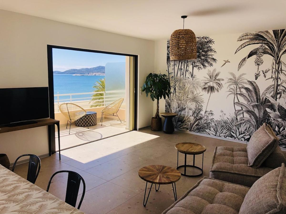Appartement T3 Lumineux Traversant Totalement Neuf En Face De La Plage Front De Mer Vue Sur Les Iles Vue Mer Panoramique Assuree Residence De La Plage Centre Ville Du Lavandou 3Eme Etage Avec Ascenseur Appartement T3 Le Lavandou Bagian luar foto