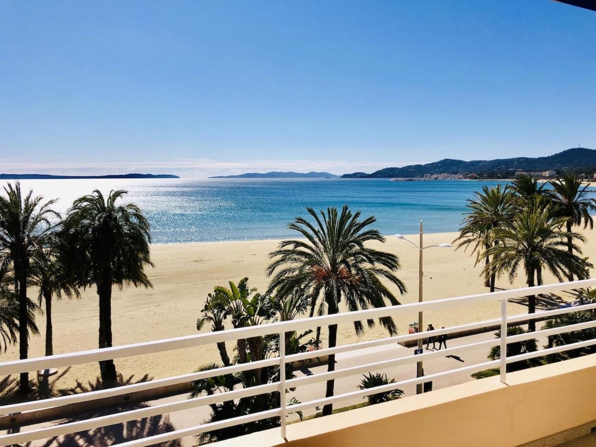 Appartement T3 Lumineux Traversant Totalement Neuf En Face De La Plage Front De Mer Vue Sur Les Iles Vue Mer Panoramique Assuree Residence De La Plage Centre Ville Du Lavandou 3Eme Etage Avec Ascenseur Appartement T3 Le Lavandou Bagian luar foto
